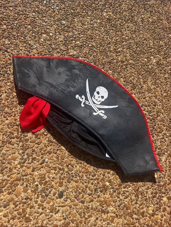 I WANT TO BE... Other - Kids Black Pirate Hat with Red Trim - Brand Unspecified